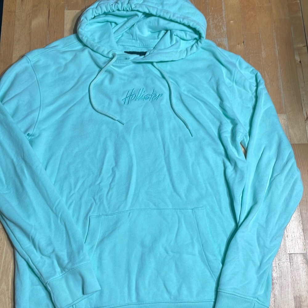 Hollister boxy style hoodie